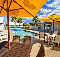 Torquay Tropicana Motel - Accommodation Cairns