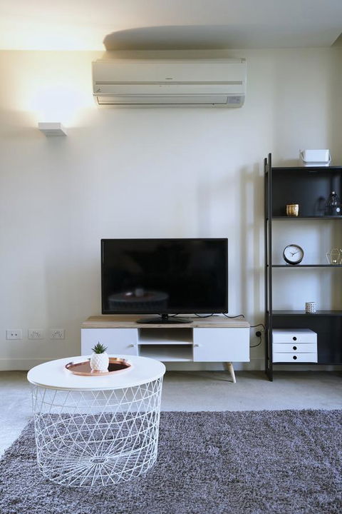 [Modern/Spacious]2BDR CBD FREE Carpark, FREE Wifi - Accommodation Cairns 0