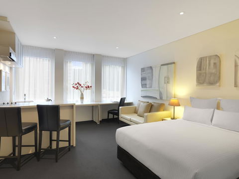 Oaks Melbourne On Collins Suites - Accommodation Cairns 7