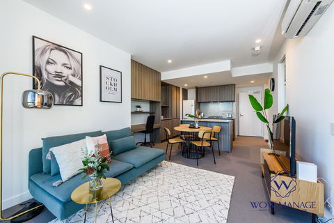 WOW Apartment On Lonsdale - Accommodation Cairns 0