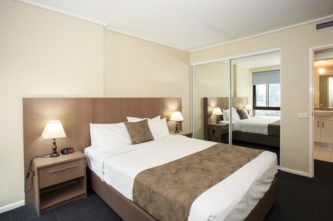 Paramount Apartments Melbourne - Accommodation Cairns 37