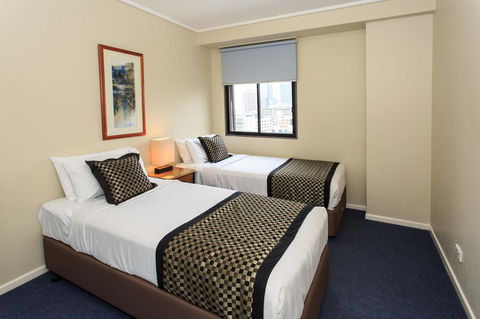 Paramount Apartments Melbourne - Accommodation Cairns 22