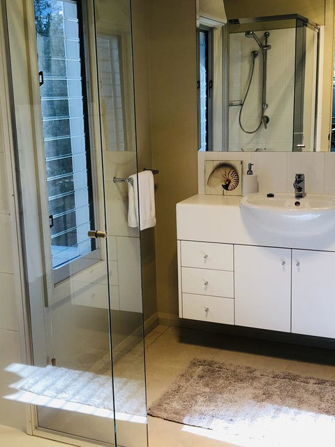 The Point BnB - Accommodation Cairns 10