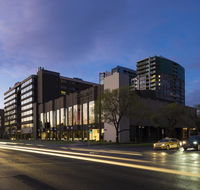 Pullman Melbourne Albert Park - Accommodation Cairns
