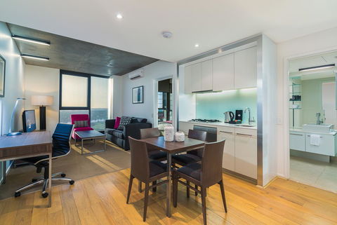 Mantra St Kilda Road - Accommodation Cairns 39