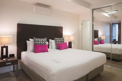 Mantra St Kilda Road - Accommodation Cairns 12