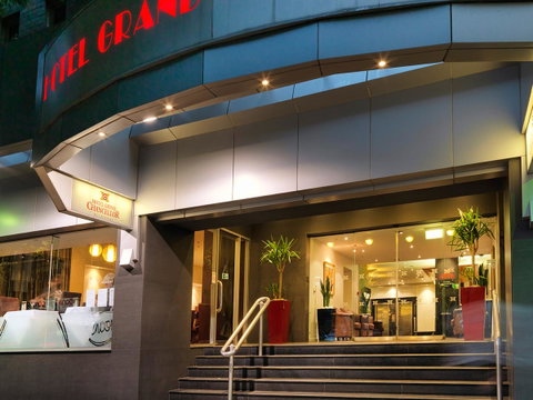 Hotel Grand Chancellor Melbourne - Accommodation Cairns 2