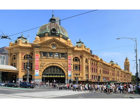 Boutique Apartment In Quiet, Sought-after Suburb - Accommodation Cairns 15