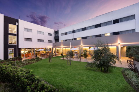 Atura Dandenong - Accommodation Cairns 21