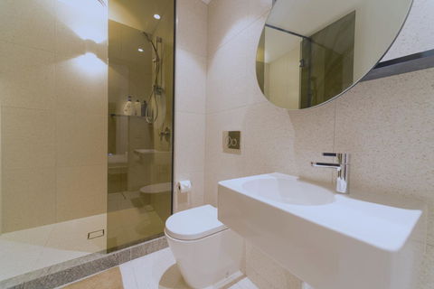 Fawkner Apartment Bay-view 4 - Accommodation Cairns 26