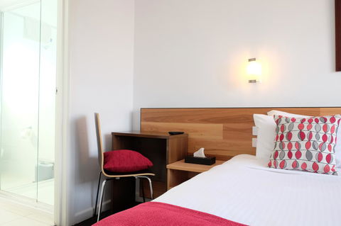 MAC South Yarra By Melbourne Apartment Collection - Accommodation Cairns 13