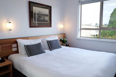 MAC South Yarra By Melbourne Apartment Collection - Accommodation Cairns 1