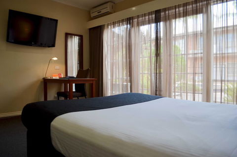 Quality Hotel Melbourne Airport - Accommodation Cairns 7