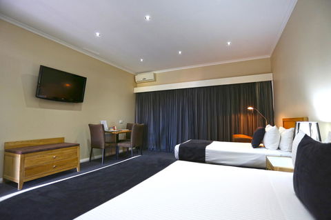 Quality Hotel Melbourne Airport - Accommodation Cairns 24