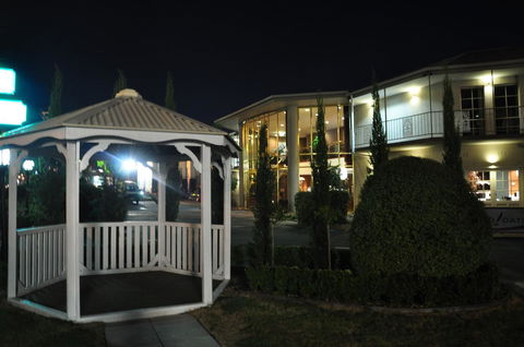 Quality Hotel Melbourne Airport - Accommodation Cairns 12
