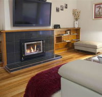 Lake Wendouree Luxury Apartments on Grove - Accommodation Cairns