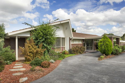 Box Hill Motel - Accommodation Cairns 0
