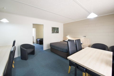 Box Hill Motel - Accommodation Cairns 1