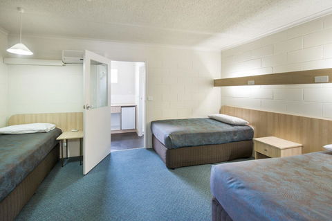 Box Hill Motel - Accommodation Cairns 10