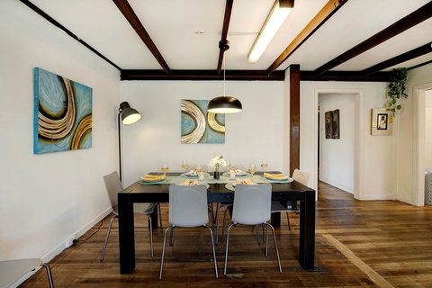 Jettycove Beach House - Accommodation Cairns 4