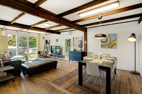 Jettycove Beach House - Accommodation Cairns 3