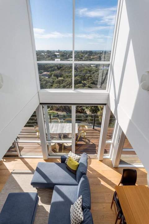 The Blairgowrie Glasshouse: 360 Views - Accommodation Cairns 3