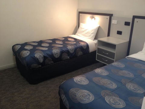 The Central Hotel Motel Lakes Entrance - Accommodation Cairns 2