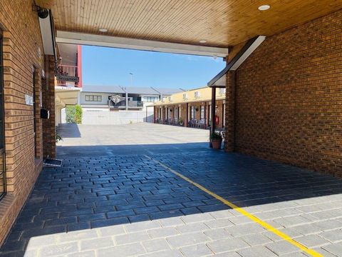 The Cottage Motor Inn Albury - Accommodation Cairns 1