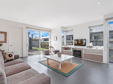 The Craic - Accommodation Cairns 3