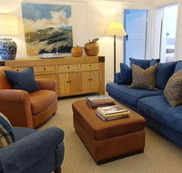 The Dewhurst - Sophisticated Entire CBD Apartment - Accommodation Cairns