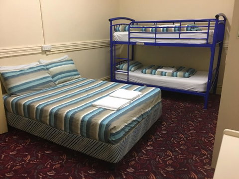 The Formby Hotel - Accommodation Cairns 2