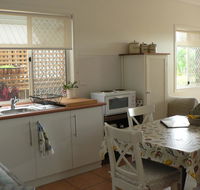 The Friendly Chat Bed and Breakfast - Accommodation Cairns