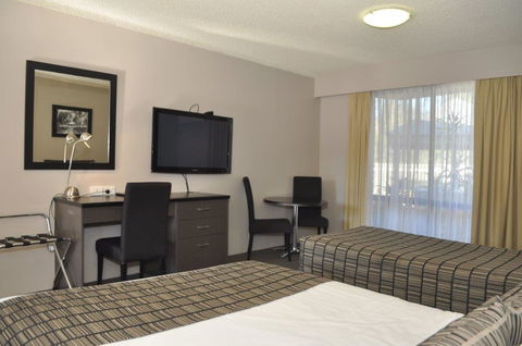 The Galaxy Motel - Accommodation Cairns 1