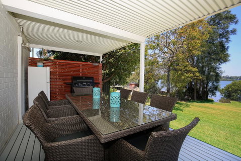 The Jetty At Culburra Beach - Pet Friendly Waterfront - Accommodation Cairns 2
