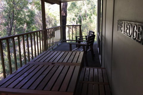 The Ledge Holiday House - Accommodation Cairns 1