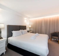 The Nest - Stylish Modern Room with Rooftop Terrace - Accommodation Cairns
