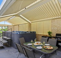 The Orient - Family  Pet Friendly - Huge Spa - Accommodation Cairns