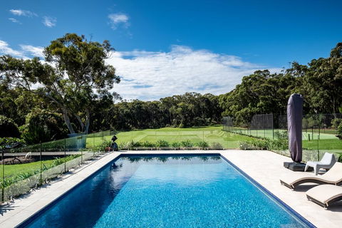 The Pavilion, Killcare - Accommodation Cairns 2