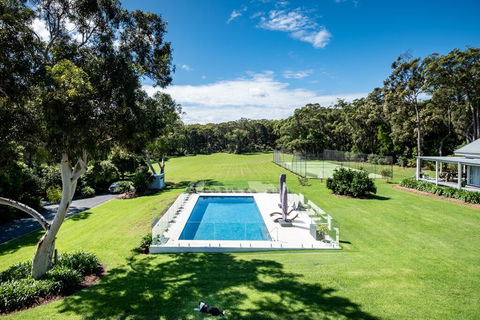 The Pavilion, Killcare - Accommodation Cairns 1