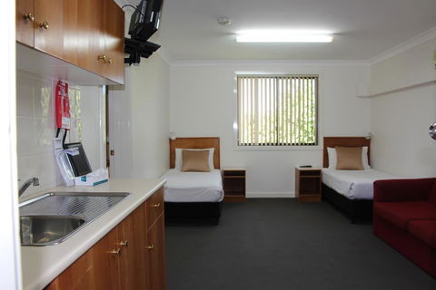 The Pioneer Way Motel - Accommodation Cairns 3