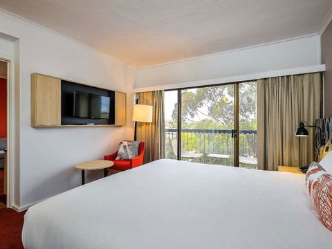 The Plaza Hotel Kalgoorlie - Accommodation Cairns 2