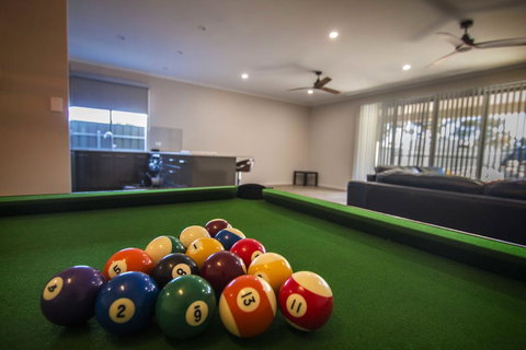 The Races Complex - Accommodation Cairns 3