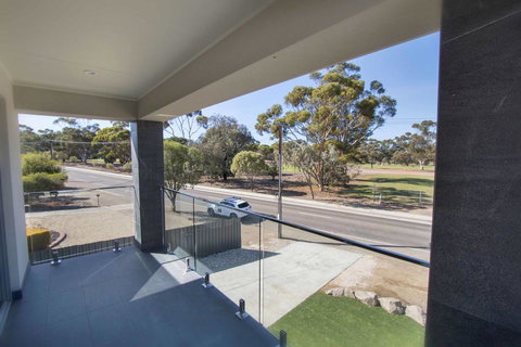 The Races Complex - Accommodation Cairns 2