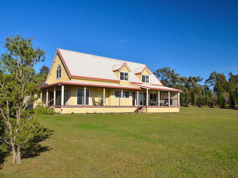 The Residence @ Elbourne Wines - Accommodation Cairns 0
