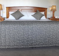 The Saltbush Motor Inn - Accommodation Cairns