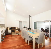 The Sands - Pet Friendly - 3 Min Walk to Beach - Accommodation Cairns