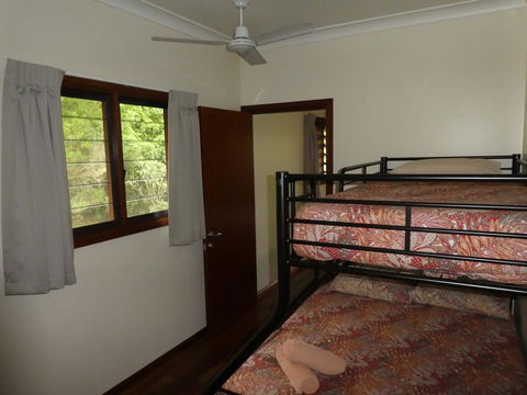 The Summit Bed & Breakfast - Accommodation Cairns 1