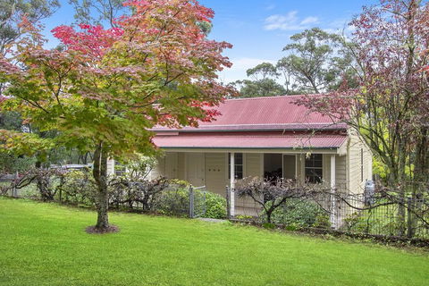 THE TEACHERS COTTAGE - Accommodation Cairns 3