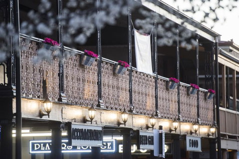 The Woolpack Hotel - Accommodation Cairns 1