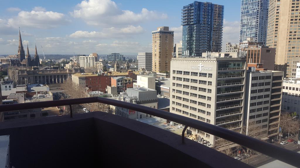 Melbourne VIC Accommodation Cairns